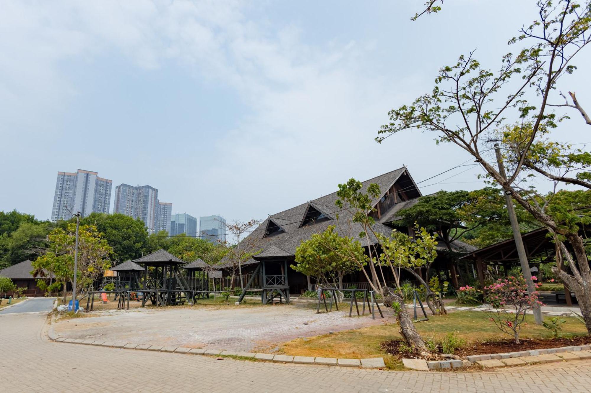 Reddoorz Resort @ Taman Wisata Mangrove Джакарта Екстер'єр фото