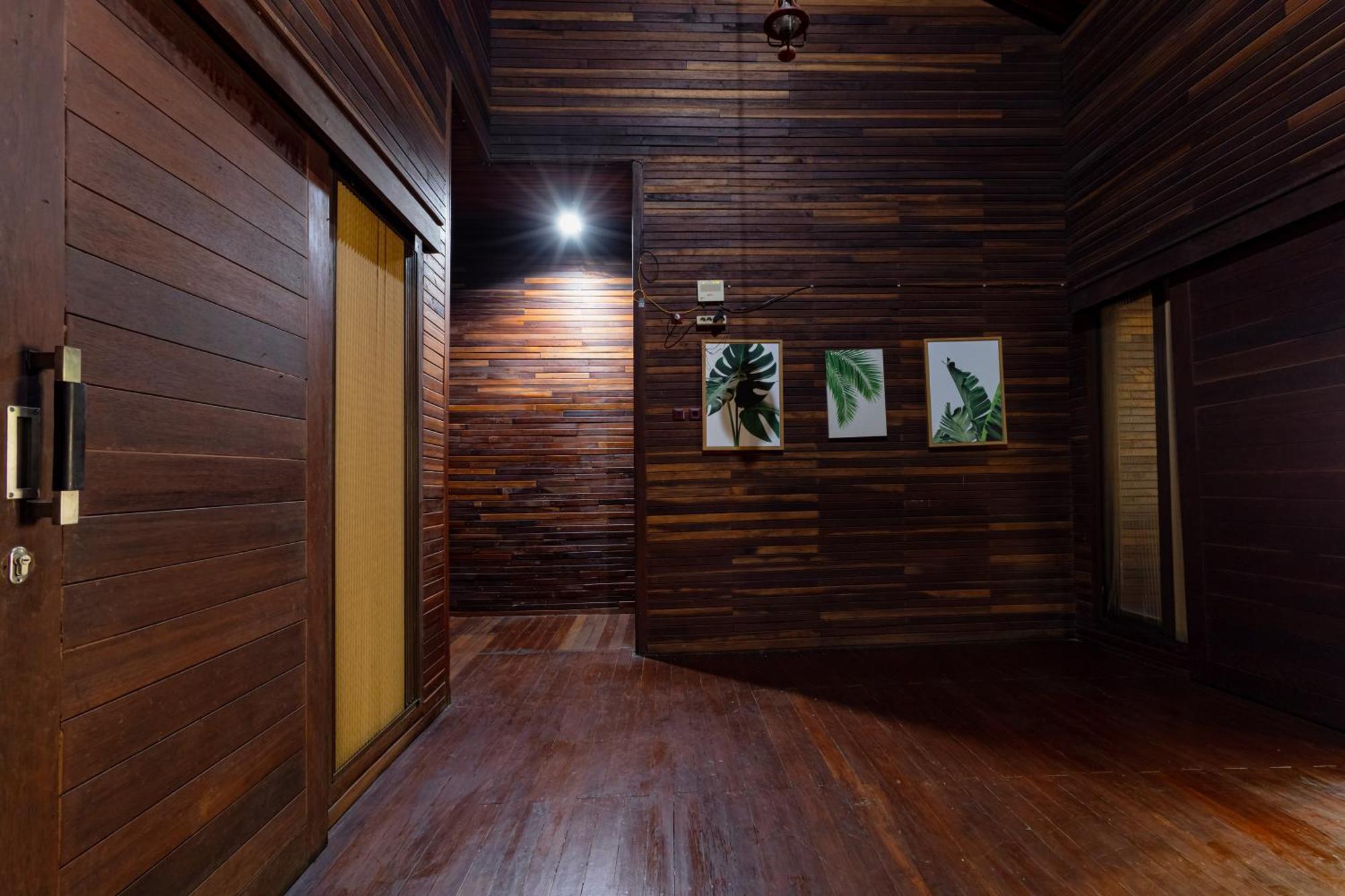 Reddoorz Resort @ Taman Wisata Mangrove Джакарта Екстер'єр фото