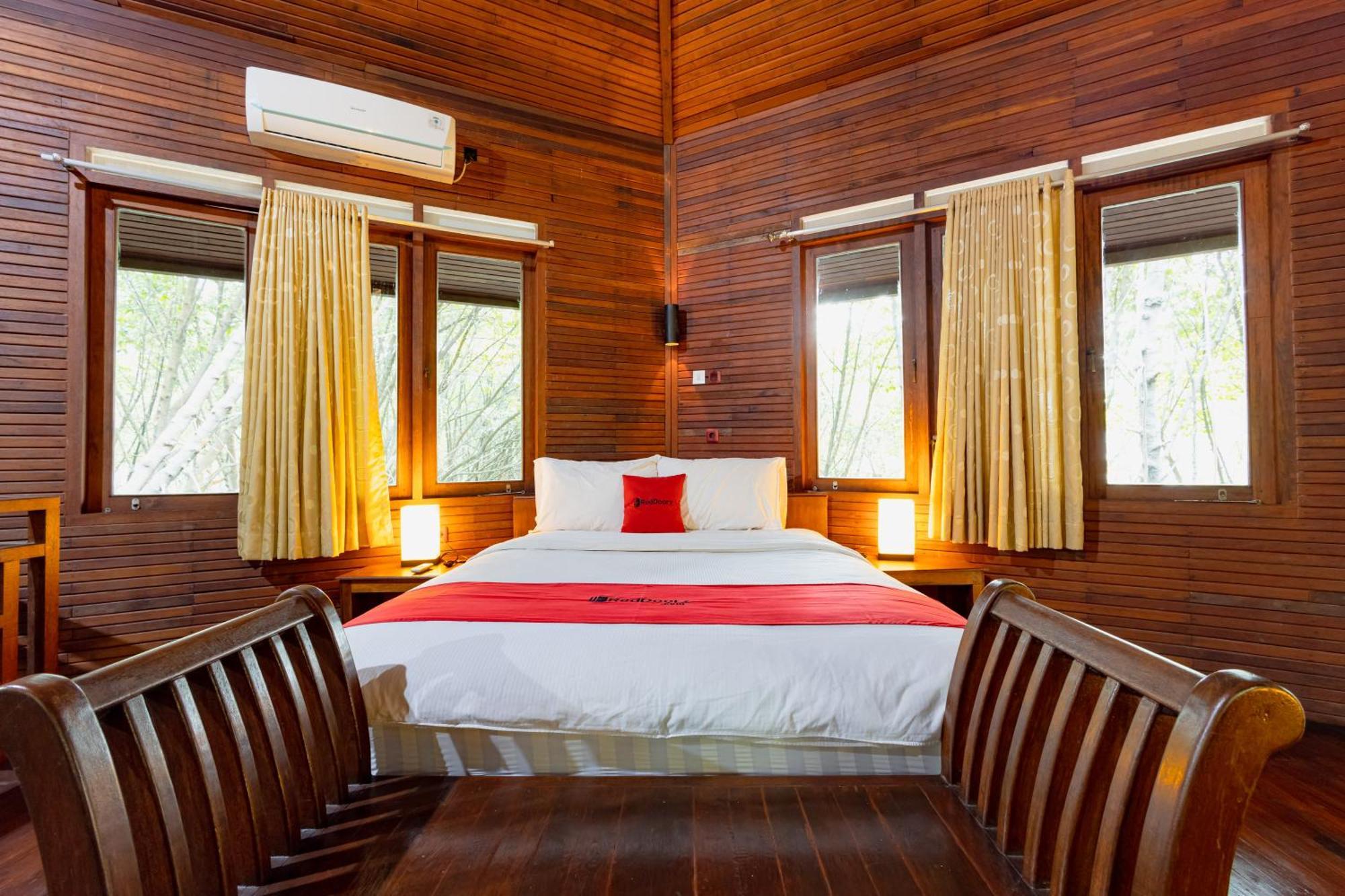 Reddoorz Resort @ Taman Wisata Mangrove Джакарта Екстер'єр фото
